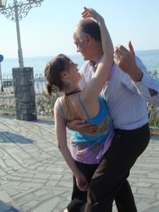 Taneczny spontan na promenadzie w Mielnie 